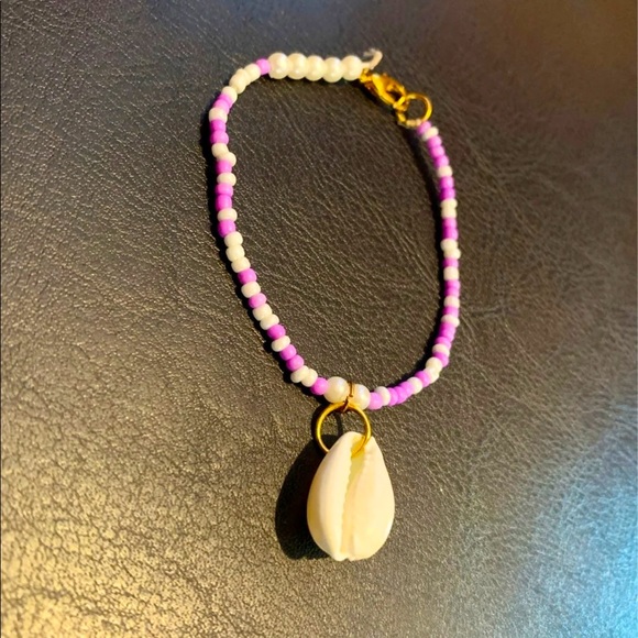 Seashell Bracelet - Picture 1 of 1